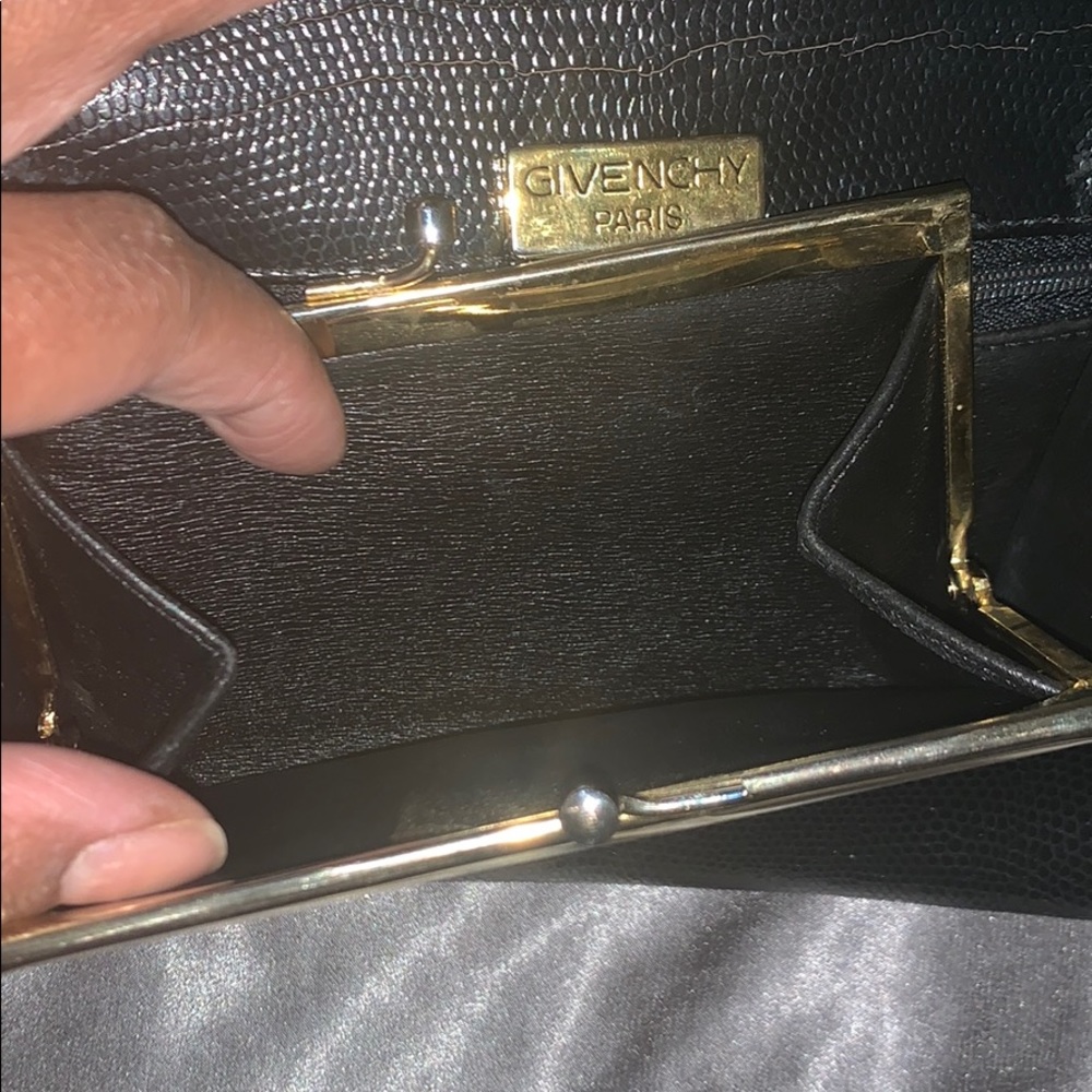 Givenchy clutch - Picture 6 of 7